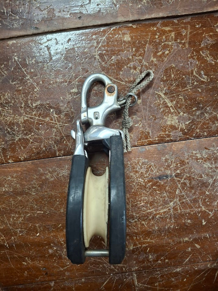 Snatch Block